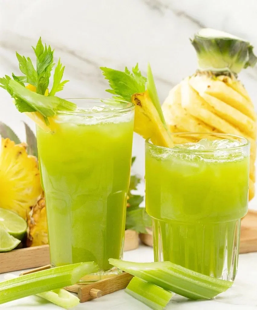 Nước detox dứa và cần tây