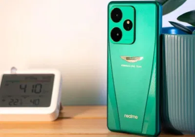 Điện thoại realme GT7 Dream Edition màu xanh lá cây (Ảnh: Internet) Điện thoại realme GT7 Dream Edition màu xanh lá cây (Ảnh: Internet)