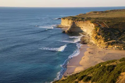 Một bãi biển tại Ericeira (Ảnh: Internet)