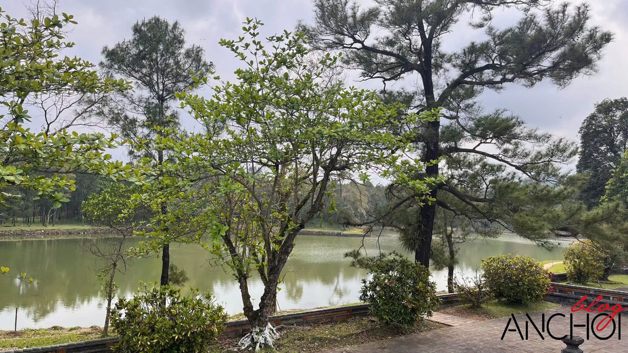 Và cũng nổi tiếng với phong cảnh hữu tình nên thơ (Nguồn: BlogAnChoi)