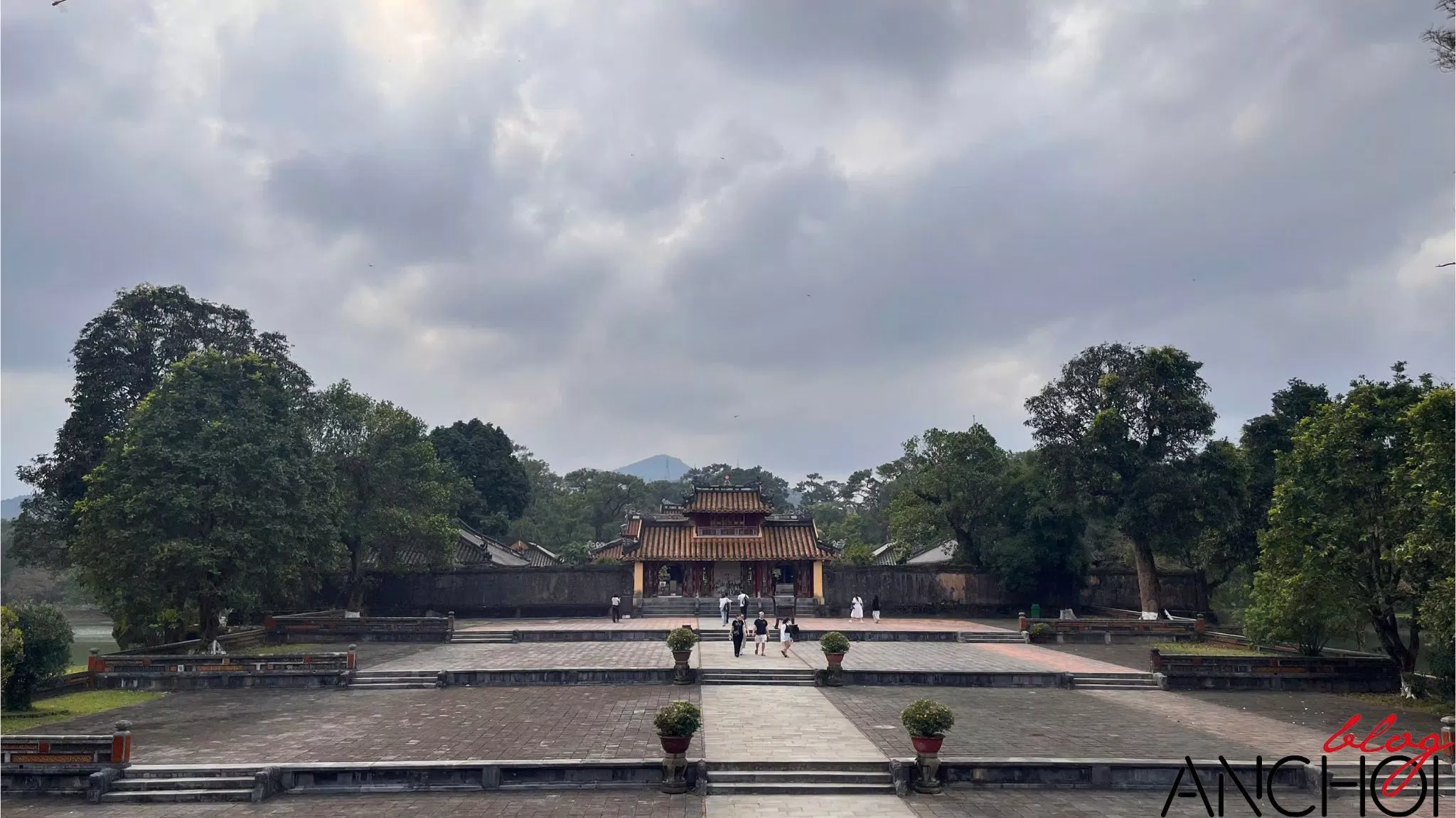 Lăng Minh Mạng được khởi công xây dựng từ năm 1840 (Nguồn: BlogAnChoi