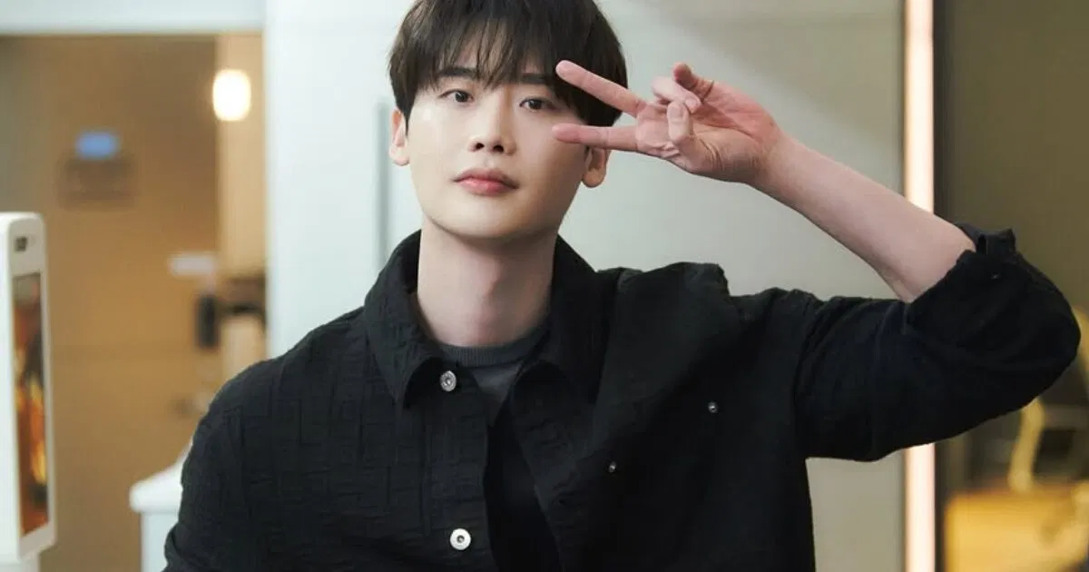 Kể từ khi ra mắt với khán giả, Lee Jong Suk vẫn luôn ghi dấu ấn là một trong những nam diễn viên xuất sắc của nền phim ảnh Hàn Quốc (Ảnh: Internet)