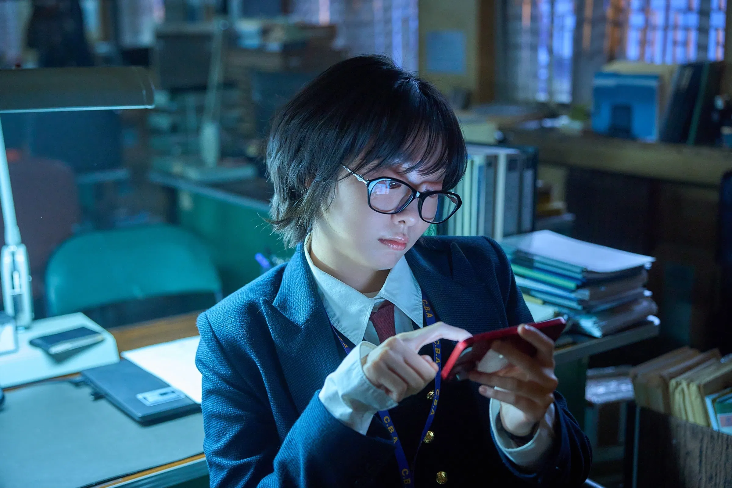 Kim Da Mi hóa thân vào vai diễn nữ sinh và nữ thám tử (Ảnh: Internet)