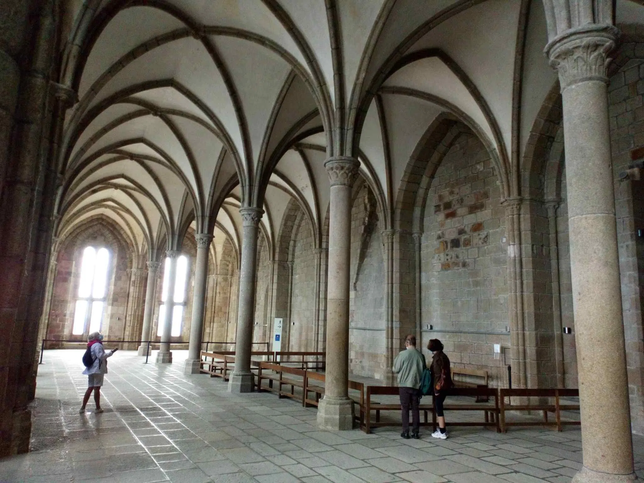 Sảnh Tu viện Mont-Saint-Michel (Ảnh: Internet)