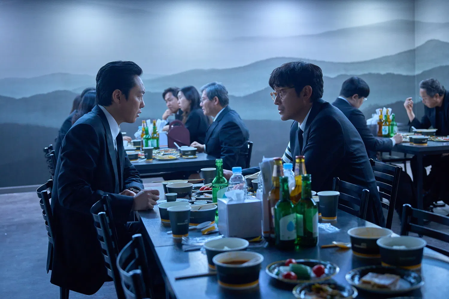 Bộ phim Đầu xuôi đuôi đút lót - Ảnh: Internet