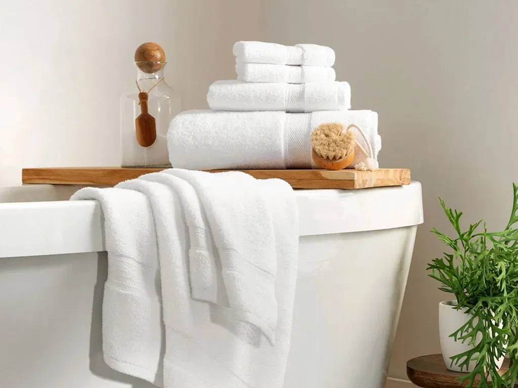 Khăn tắm trắng