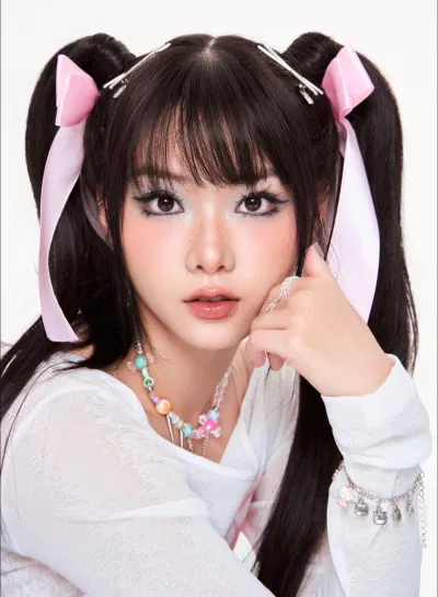 Thông tin chung về Ánh Sáng AZA