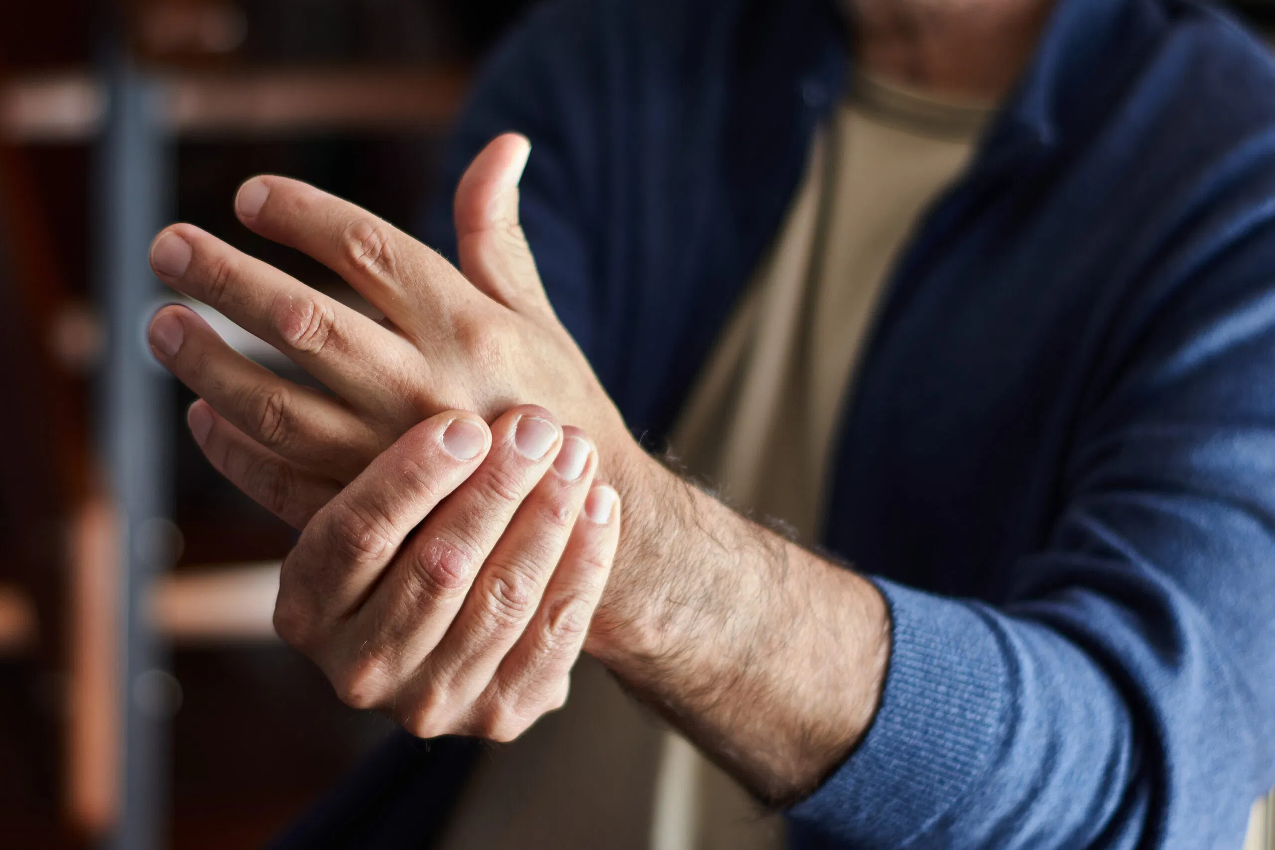 Viêm khớp vảy nến không đối xứng