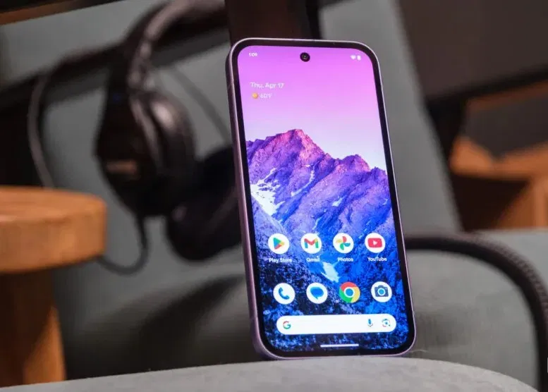 Màn hình chính của điện thoại Pixel 9a (Ảnh: Internet) Màn hình chính của điện thoại Pixel 9a (Ảnh: Internet)