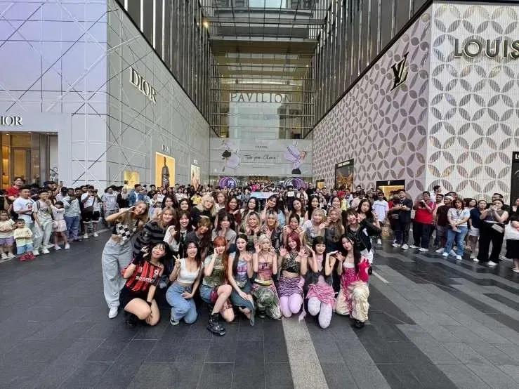 GENBLUE khép lại tour quảng bá 15 ngày với nhiều kỷ niệm (Ảnh: Internet)