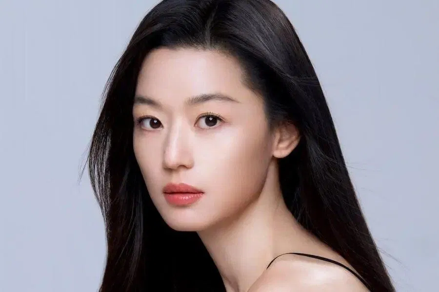 Jun Ji Hyun vừa chính thức kết thúc hợp đồng với công ty quản lý IEUM HASHTAG sau 3 năm gắn bó (Ảnh: Internet)