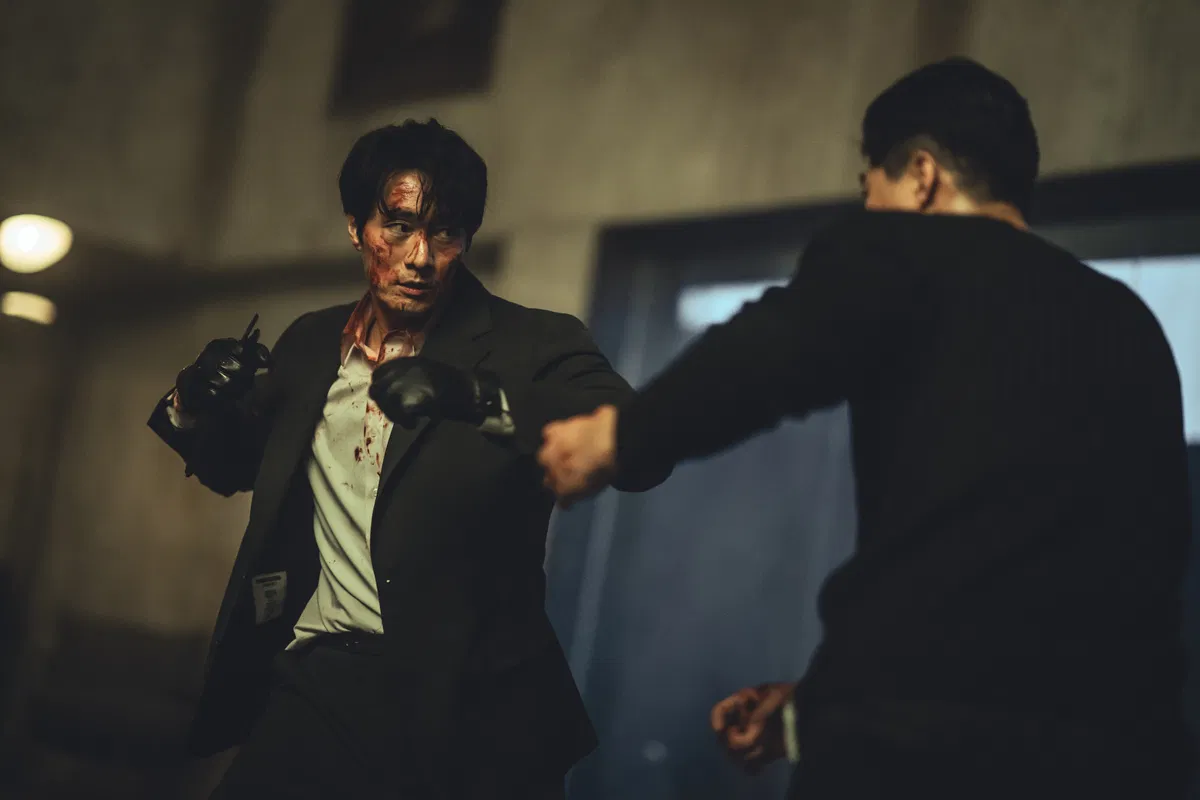 Bộ phim đánh dấu sự trở lại ấn tượng của nam tài tử So Ji Sub sau 3 năm vắng bóng