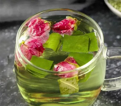 Trà hoa hồng lá sen giúp giảm cân