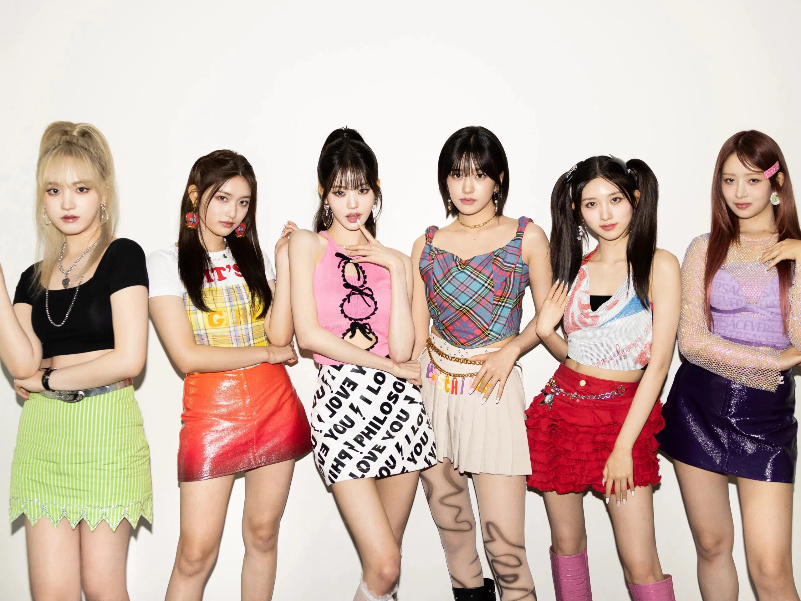 IVE comeback vào cuối tháng 8 sau màn trình diễn bùng nổ tại Lollapalooza châu Âu IVE Lollapalooza STARSHIP