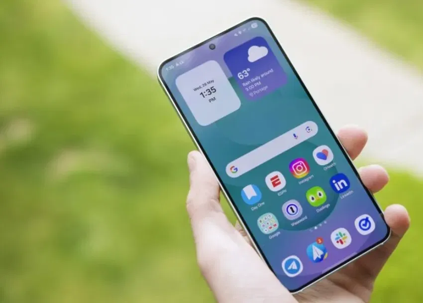 Giao diện One UI 8 beta trên điện thoại Galaxy S25 (Ảnh: Internet)