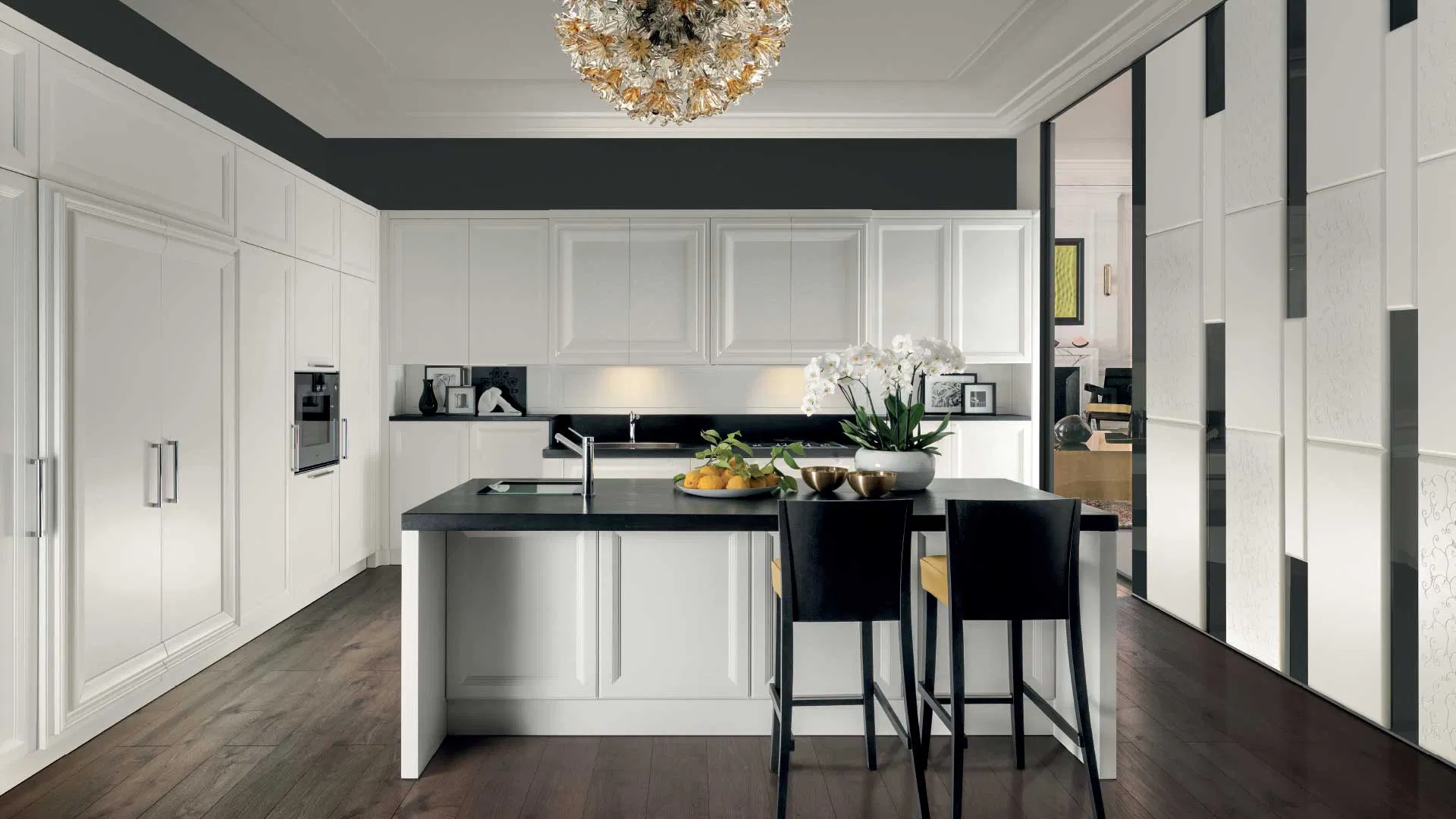 Thiết kế ánh sáng theo lớp với các loại đèn có thể điều chỉnh độ sáng để dễ dàng thay đổi bầu không khí.