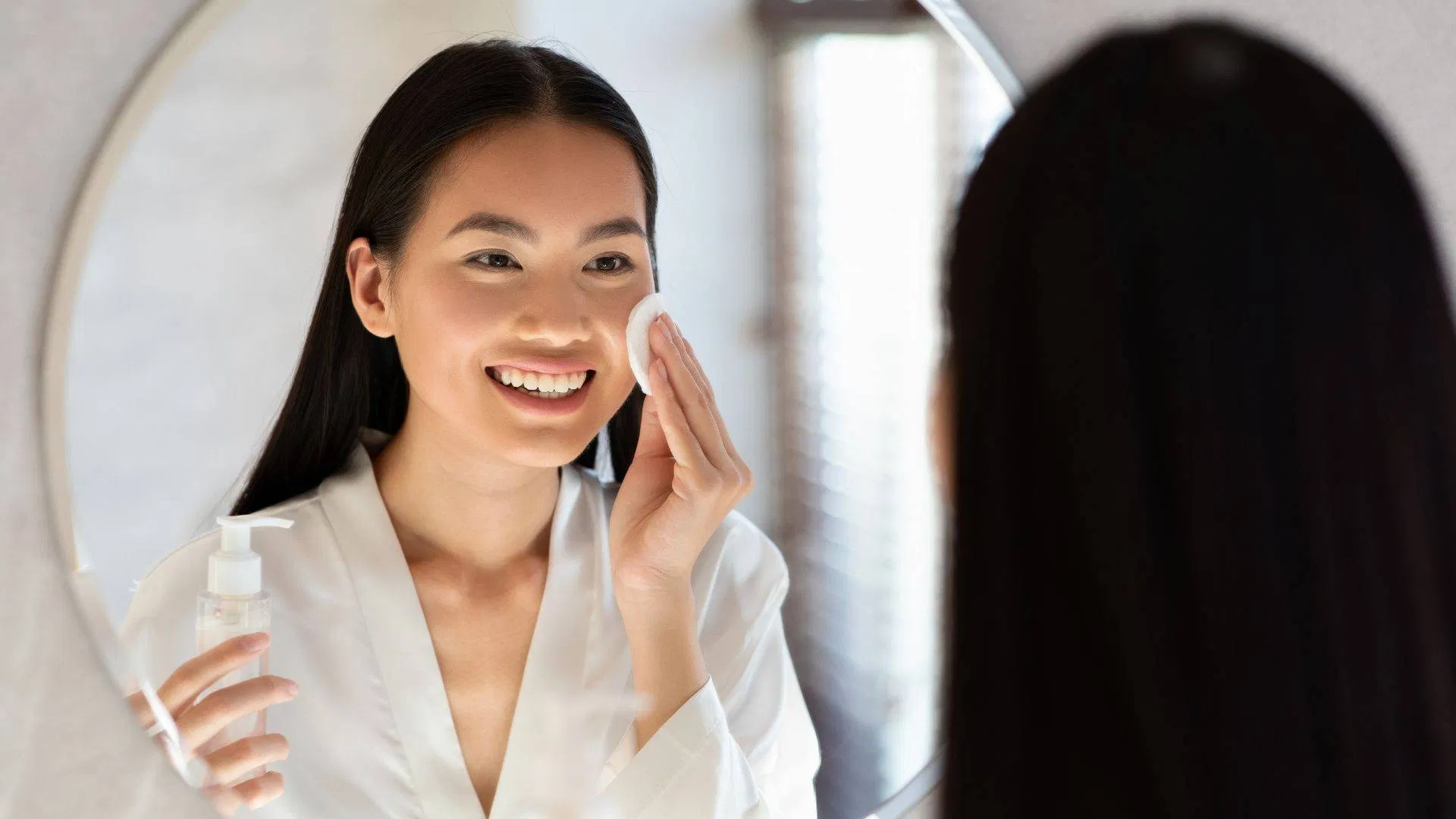 Bạn có thể thay thế retinol bằng nhiều thành phfaan dưỡng da khác