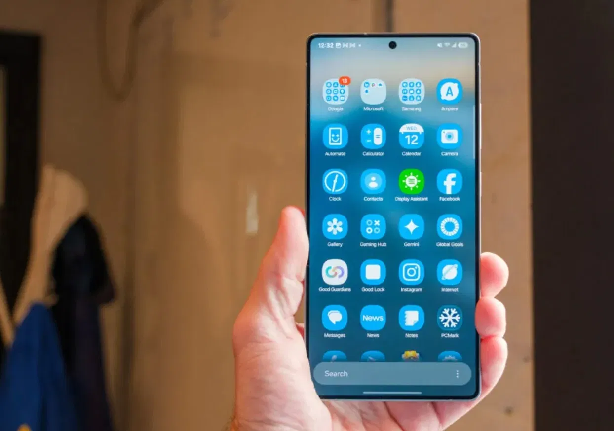 Điện thoại Galaxy S25 Ultra của Samsung (Ảnh: Internet) Điện thoại Galaxy S25 Ultra của Samsung (Ảnh: Internet)