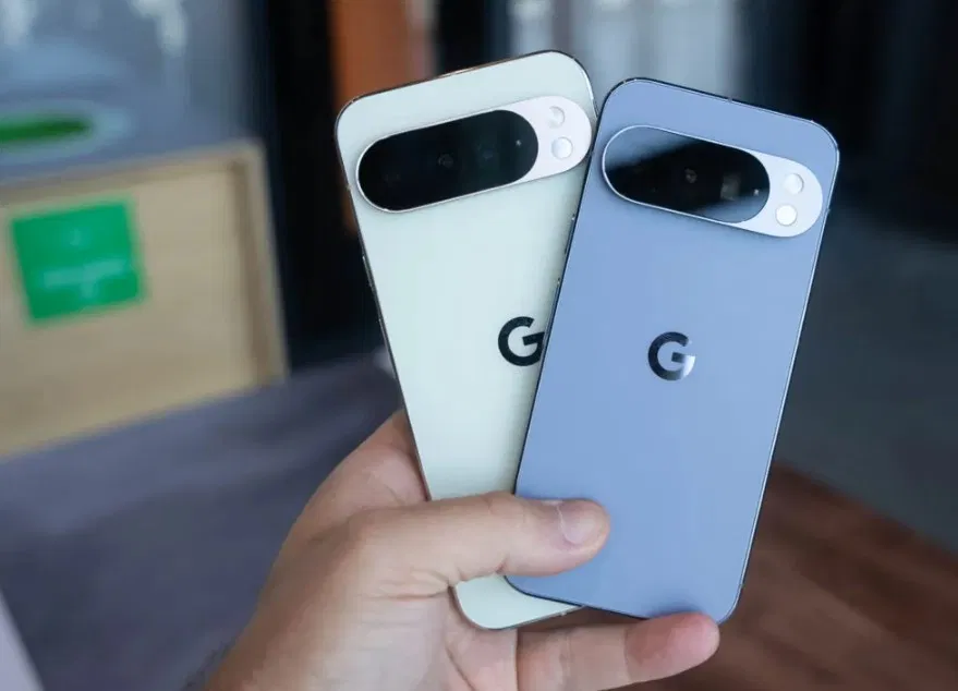 Pixel 10 Pro màu Moonstone và Pixel 10 Pro XL màu Jade (Ảnh: Internet) Pixel 10 Pro màu Moonstone và Pixel 10 Pro XL màu Jade (Ảnh: Internet)