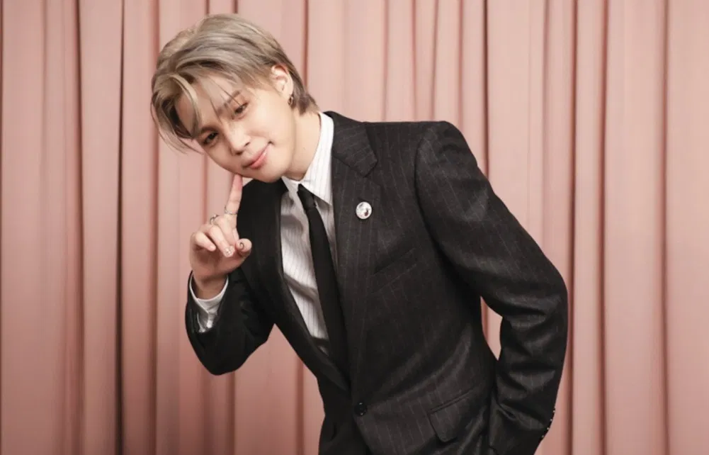 Jimin mang đến hình ảnh gần gũi và ấm áp trong lòng người hâm mộ (Ảnh: Internet)