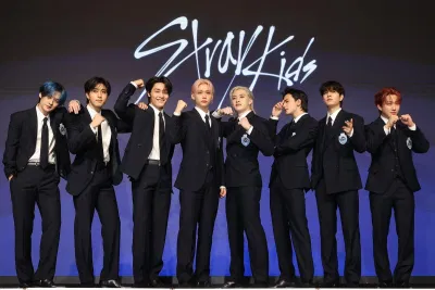 Stray Kids