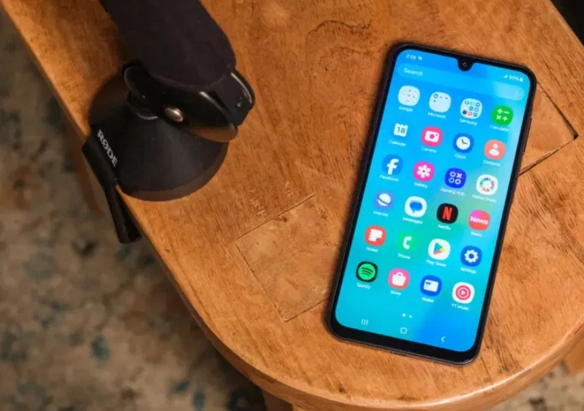 Điện thoại Galaxy A16 5G của Samsung (Ảnh: Internet)