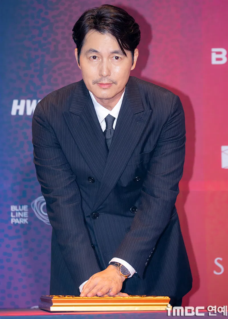 Sư xuất hiện của Jung Woo-sung vấp phải ý kiến trái chiều từ khán giả (Ảnh: Internet)