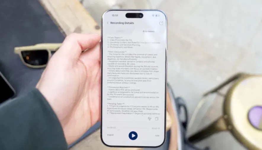 Ứng dụng trên Kính AI Dymesty hiển thị tóm tắt cuộc họp (Ảnh: Internet) Ứng dụng trên Kính AI Dymesty hiển thị tóm tắt cuộc họp (Ảnh: Internet)