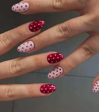 Nail chấm bi phối hai màu tương phản
