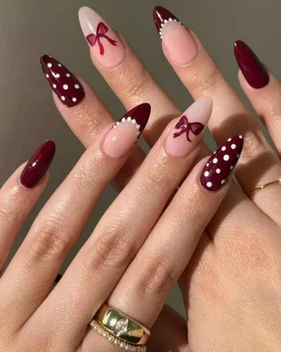 Kết hợp chấm bi và hình vẽ thanh lịch