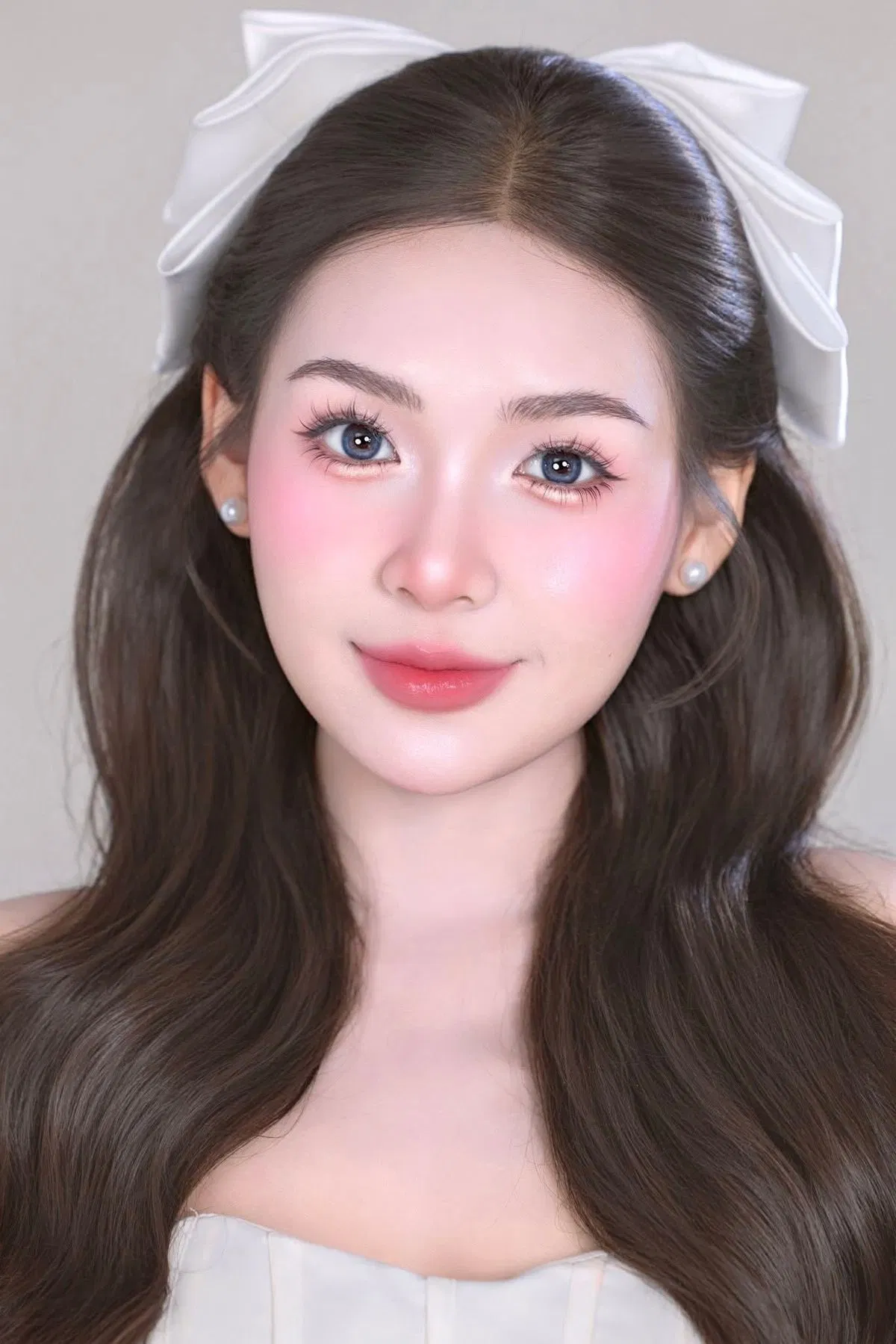 Phối màu má hồng và highlight