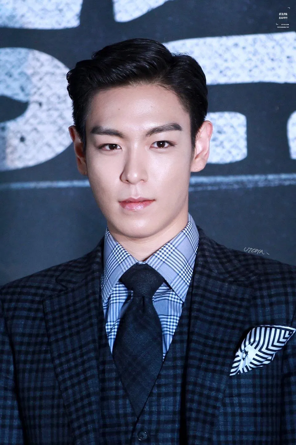 T.O.P đã "nhá hàng" sự trở lại với một tác phẩm âm nhạc (Ảnh: Internet)