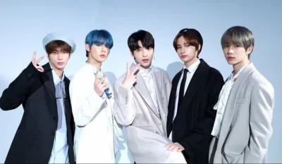 TXT (TOMORROW X TOGETHER) - “đàn em” của BTS nổi bật với phong cách kể chuyện qua từng album, các chủ đề xoay quanh tuổi trẻ, bản ngã và sự trưởng thành. Nhóm liên tục đạt thành tích cao tại Billboard kể từ khi debut vào năm 2019 (Ảnh: Internet)