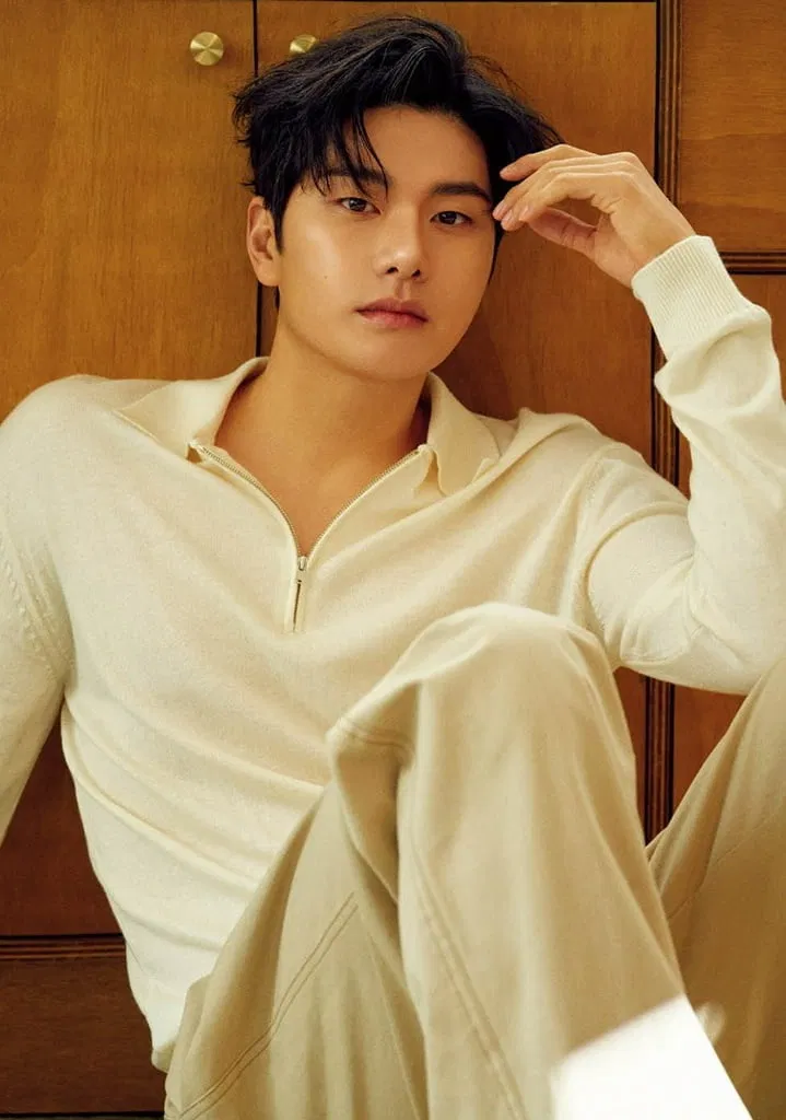 Lee Yi Kyung