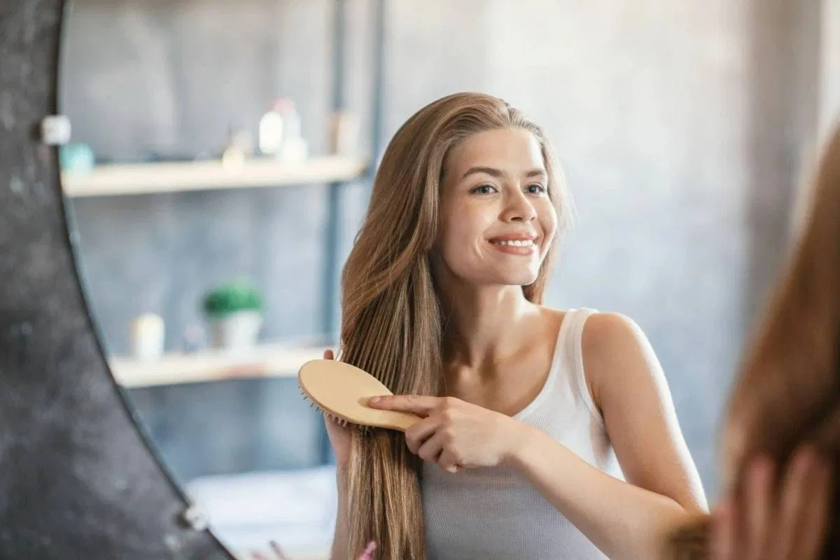 Việc kiểm soát gàu tốt không chỉ giúp da đầu sạch sẽ, mà còn là cách bảo vệ tóc khỏi nguy cơ gãy rụng