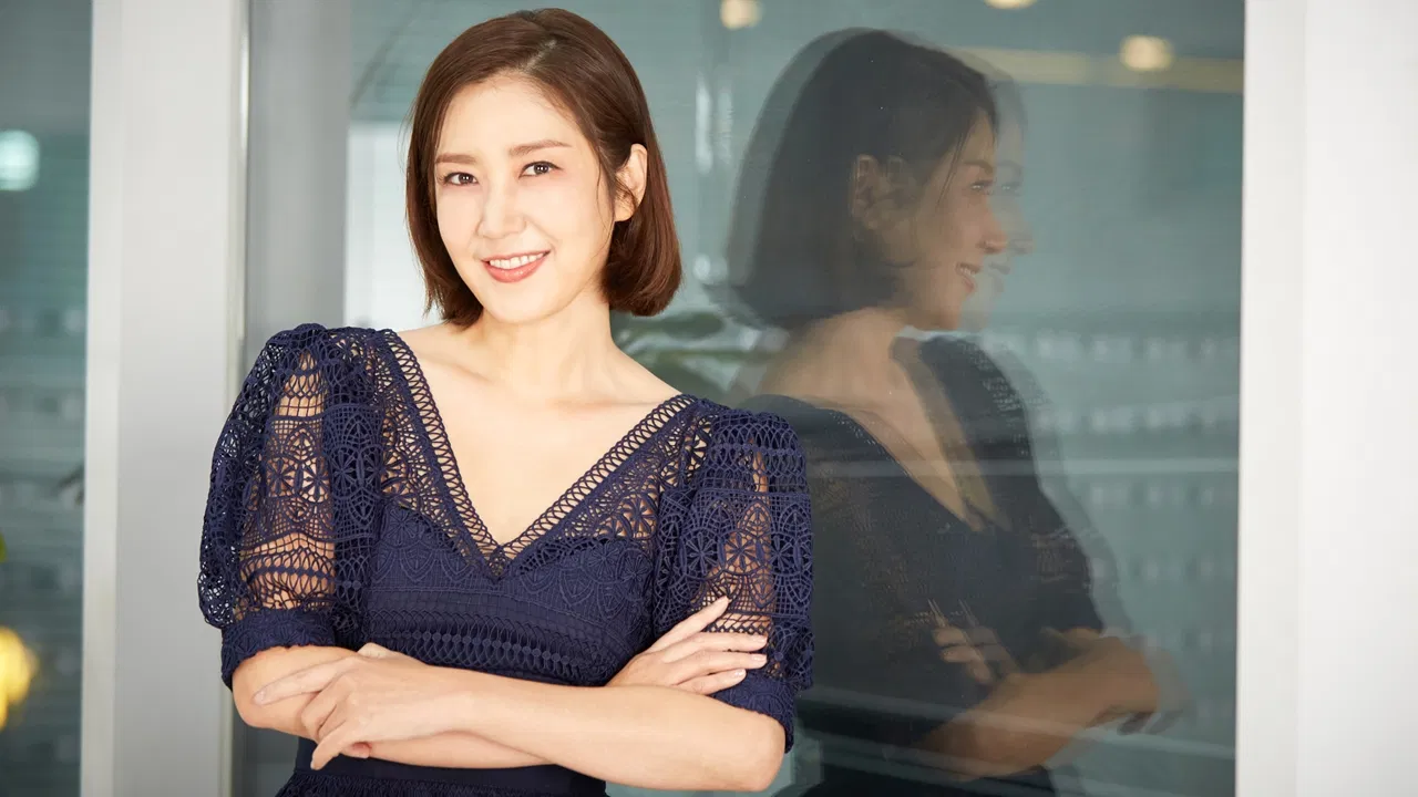 Trong “Prescribe Me Love”, Yoo Ho-jung đảm nhận vai Han Seong-mi