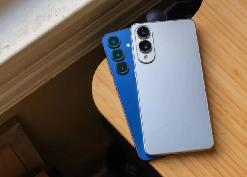 Điện thoại Galaxy S25 Plus và S25 Edge của Samsung (Ảnh: Internet) Điện thoại Galaxy S25 Plus và S25 Edge của Samsung (Ảnh: Internet)