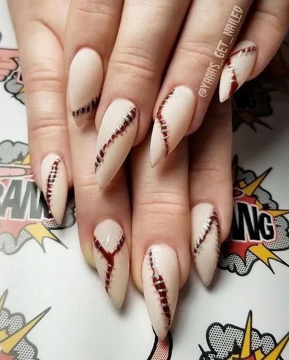Mẫu nail Halloween đẹp "sang chảnh" quyến rũ (Ảnh: Internet)