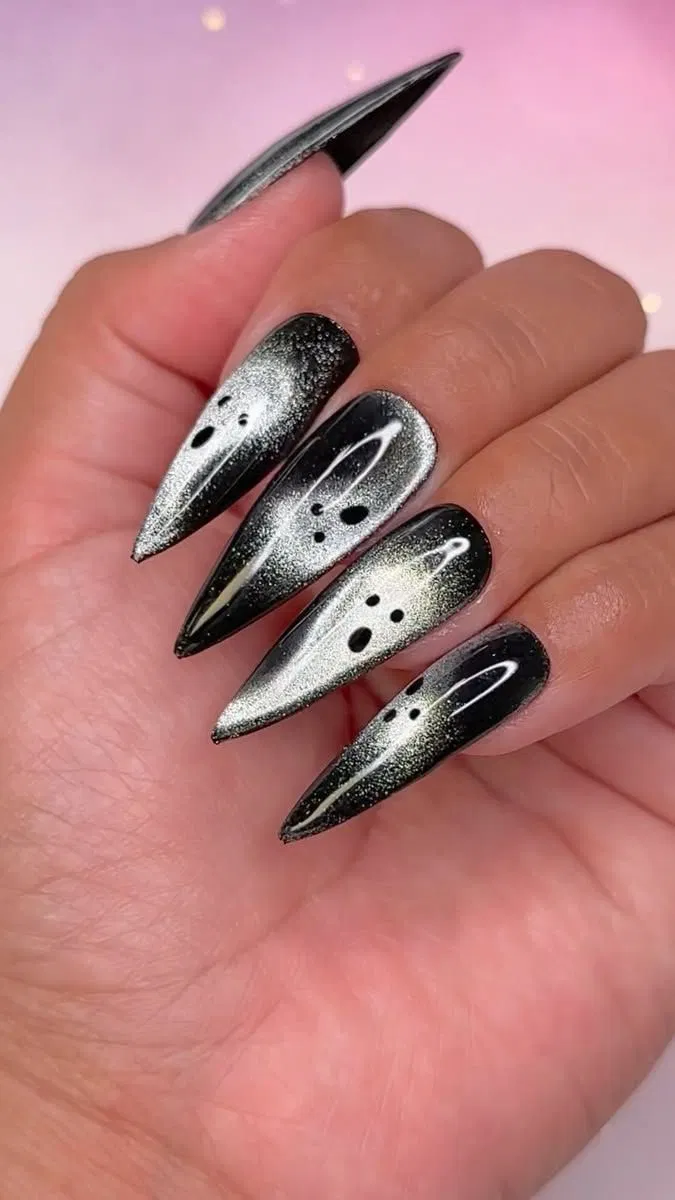 Mẫu nail Halloween ngắn cute (Ảnh: Internet)