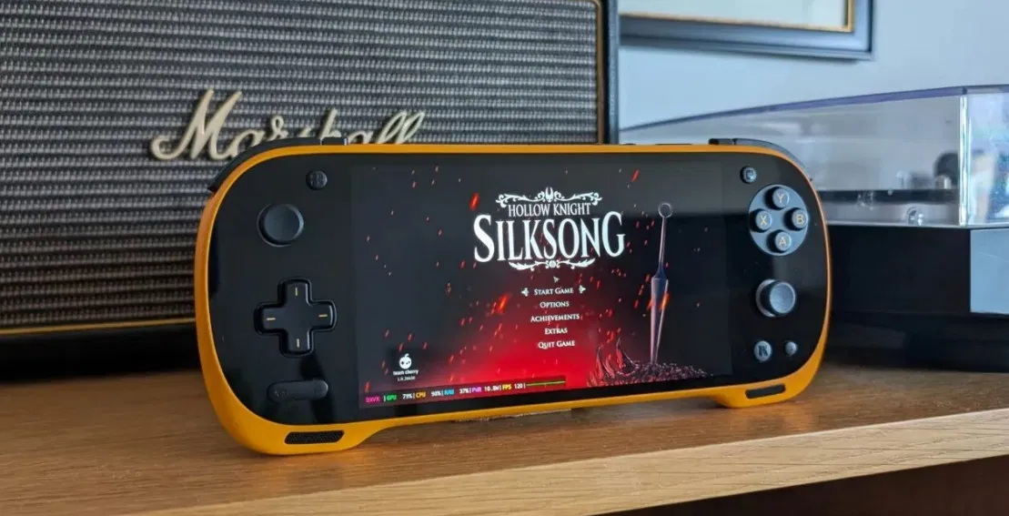 Máy chơi game KONKR Pocket FIT (Ảnh: Internet)