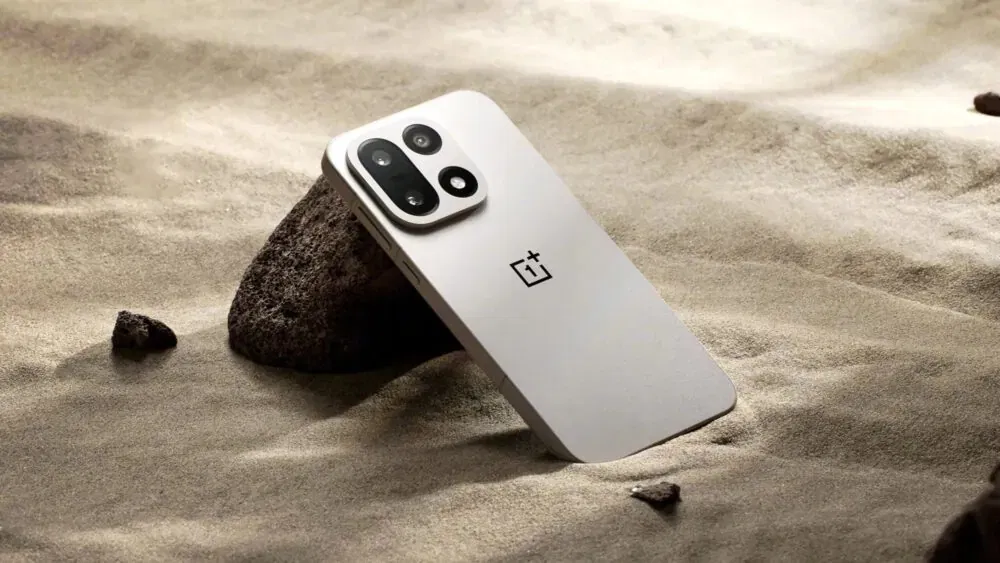 Điện thoại OnePlus 15 (Ảnh: Internet)