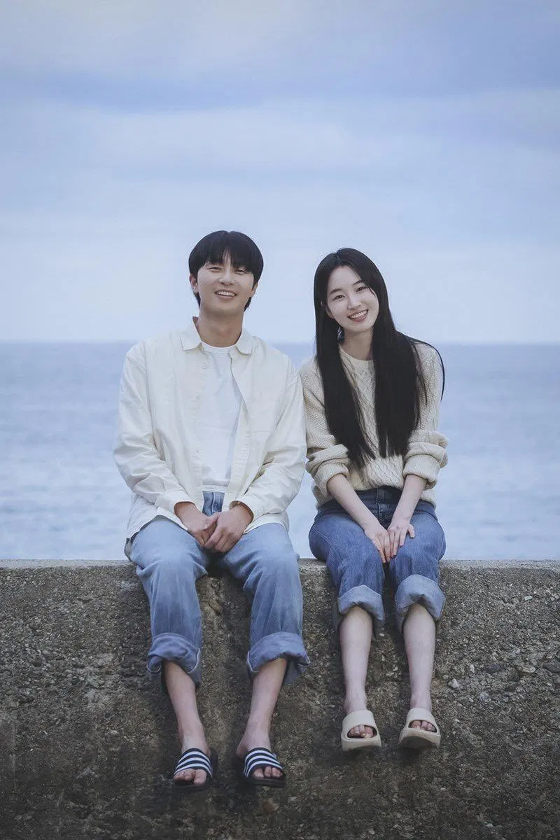 Park Seo-joon tái xuất với chuyện tình dang dở trong “Waiting for Gyeongdo” cảm xúc nữ chính Park Seo Joon Phim mới của Park Seo Joon thông tin phim Waiting for Gyeongdo trở lại Waiting for Gyeongdo Won Ji an