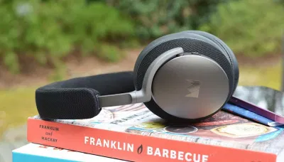 Tai nghe Noble Audio FoKus Apollo (Ảnh: Internet) Tai nghe Noble Audio FoKus Apollo (Ảnh: Internet)