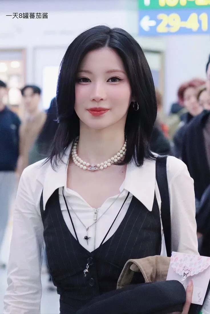 Tóc ngắn chấm vai layer