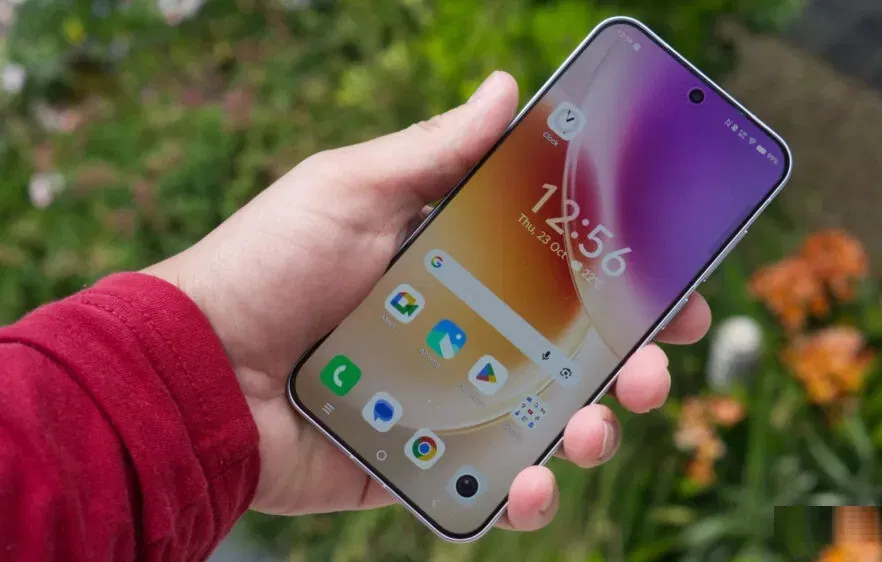 Điện thoại Vivo X300 (Ảnh: Internet) Điện thoại Vivo X300 (Ảnh: Internet)