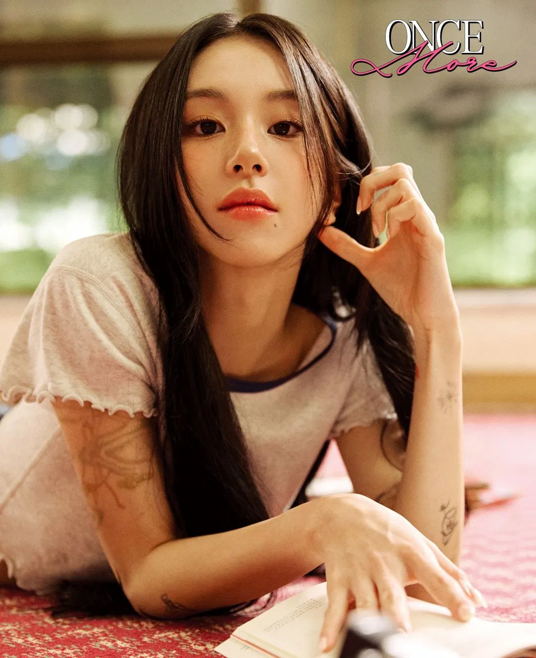 Việc Chaeyoung tạm thời dừng hoạt động được xem là lựa chọn đúng đắn, nhằm ngăn ngừa tình trạng tái phát và giảm rủi ro trong quá trình biểu diễn hoặc luyện tập