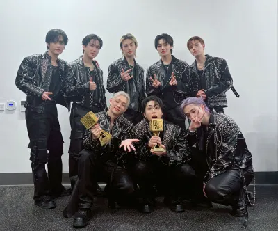 Stray Kids