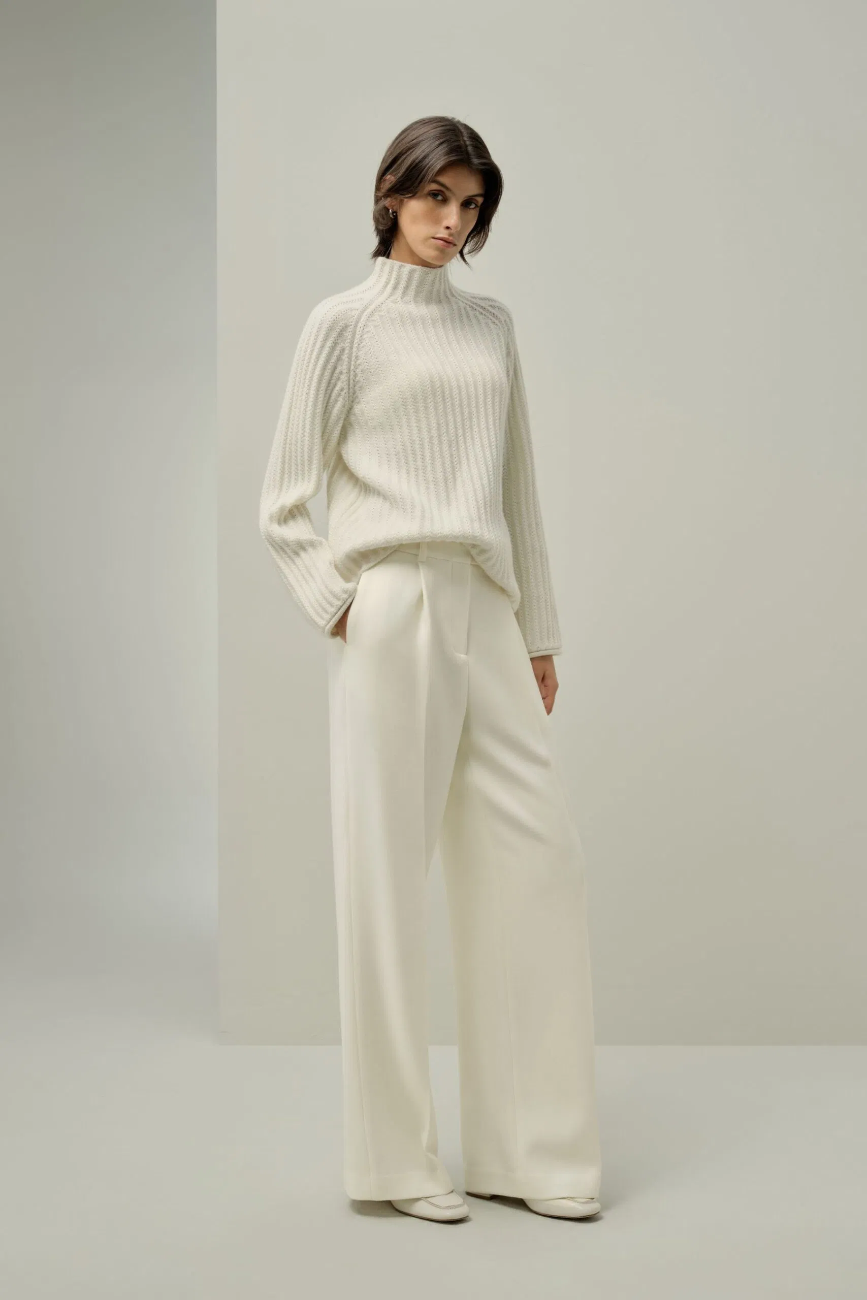 Áo len cashmere phối quần tây may đo Áo len cashmere phối quần tây may đo