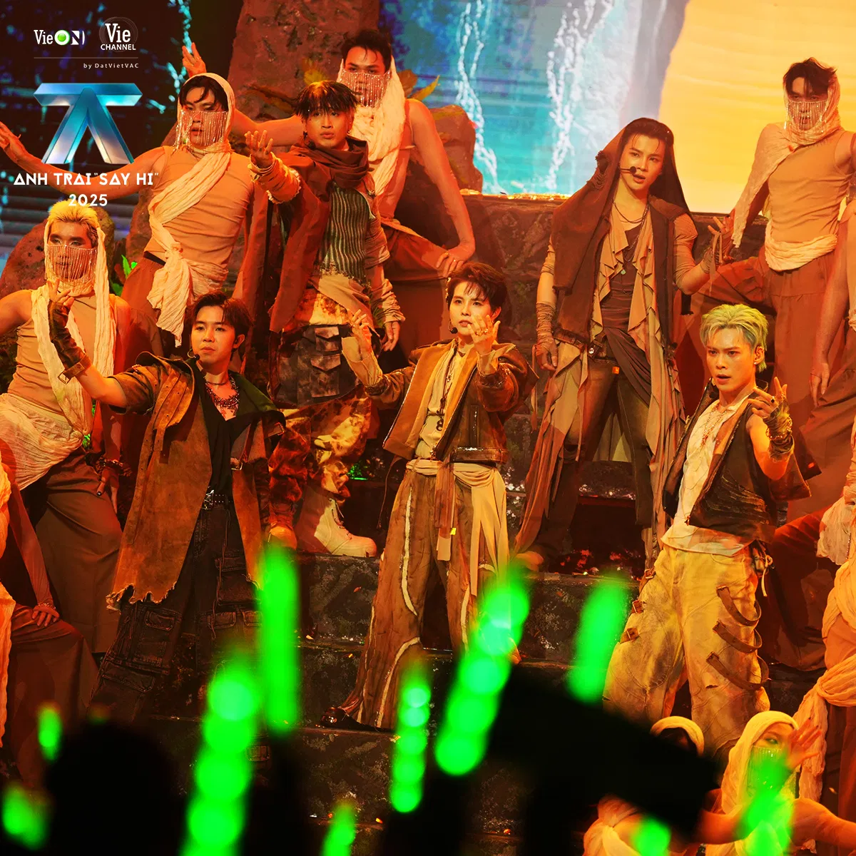 Vũ Cát Tường biến "Bumbara Deep Down Low" thành "Trực Giác" (Nguồn: internet)