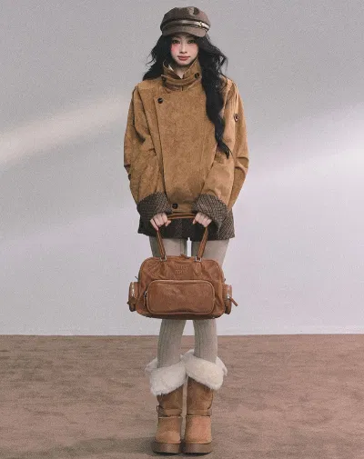 Em boots nâu xinh xắn với lót lông ấm Em boots nâu xinh xắn với lót lông ấm